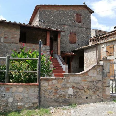 Il Fienile Nella Roccia Pensionat Casole dʼElsa Exteriör bild